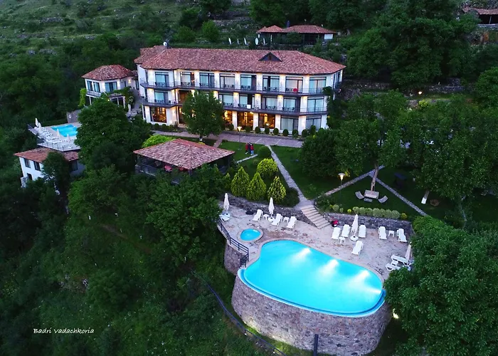 Vardzia Resort
