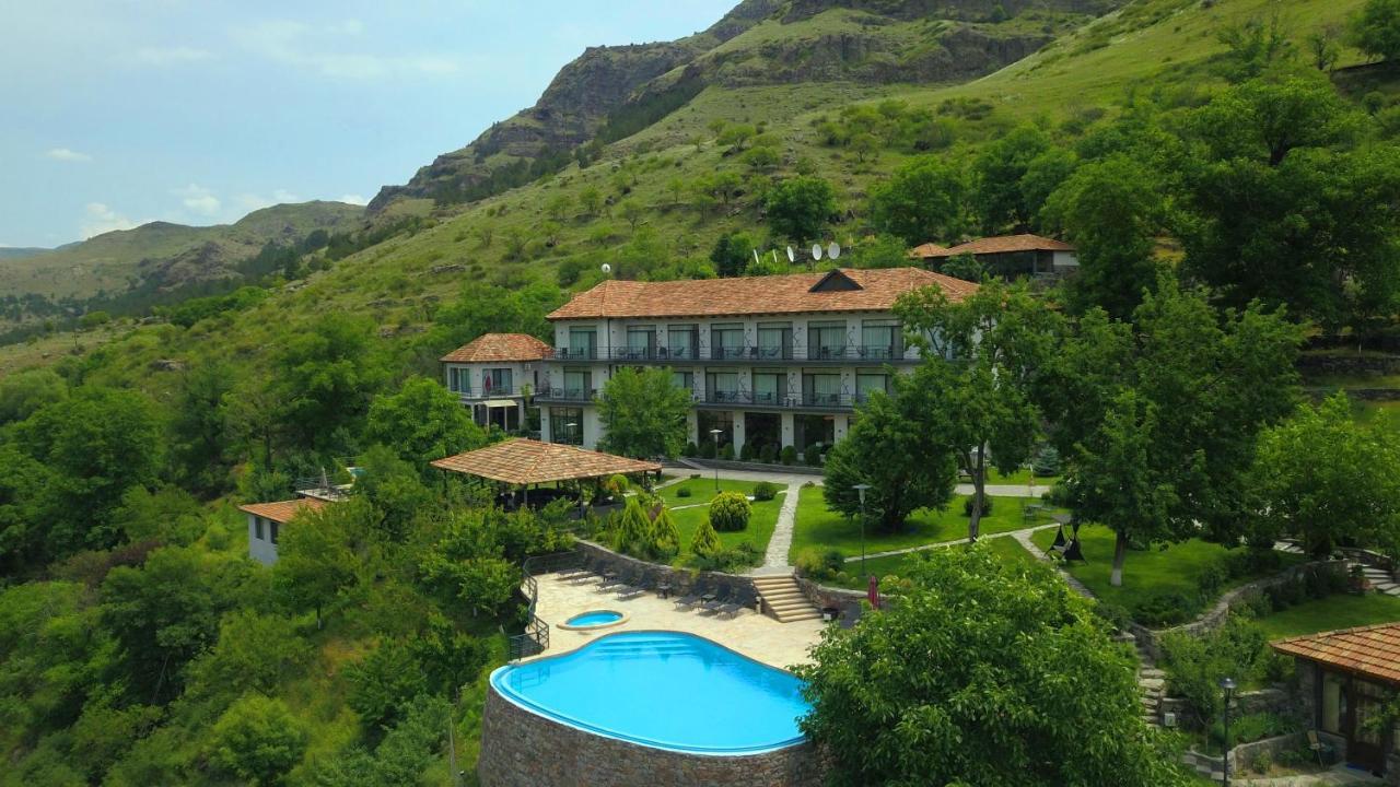 Vardzia 4*